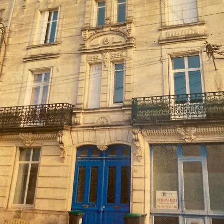 Le Petit 3 Etoiles 公寓 干邑